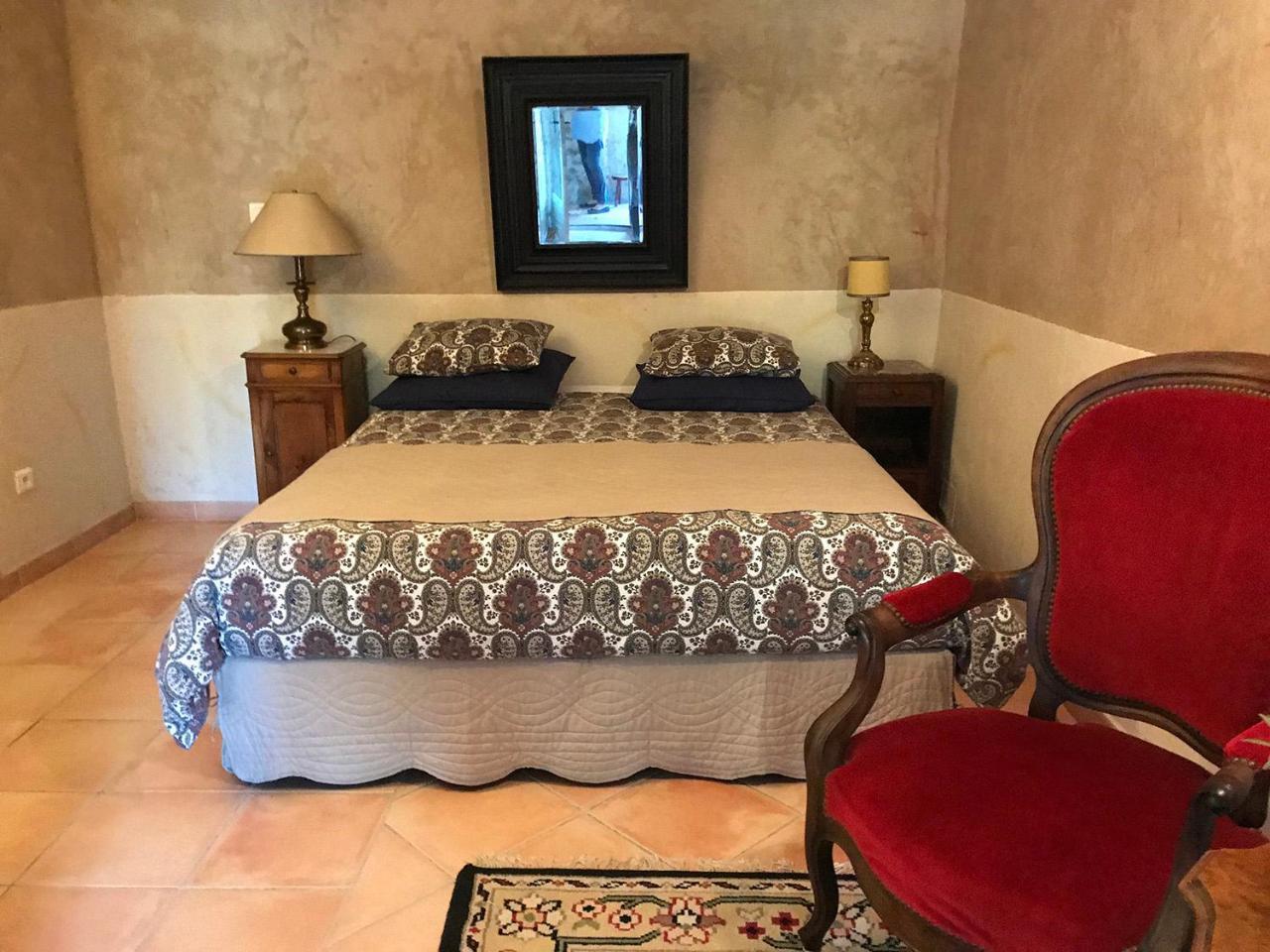 Bed and Breakfast La Bergerie Pradel Le Beaucet Zimmer foto